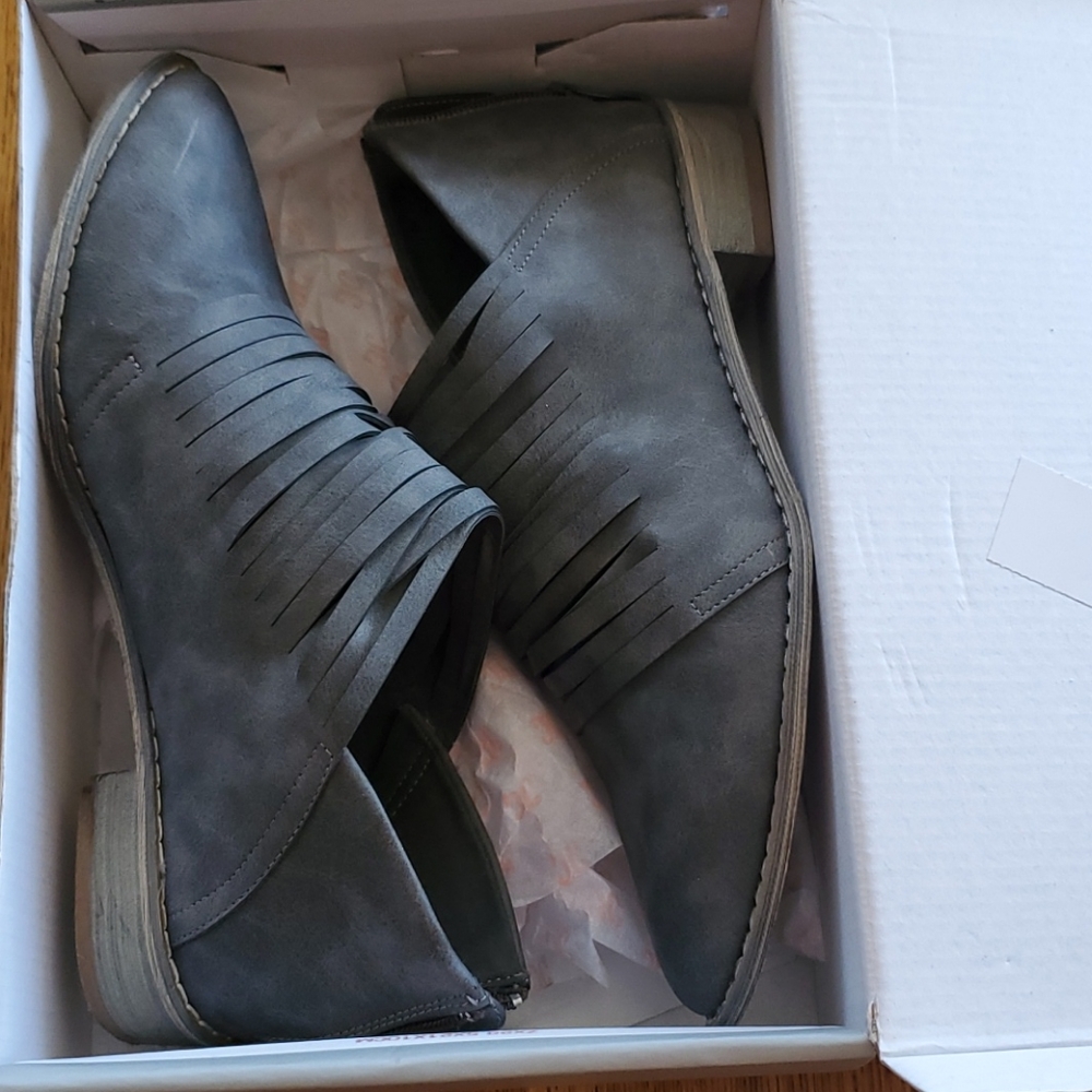 JC Boots with slits